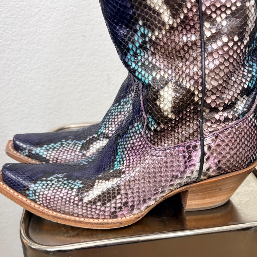 Idyllwind Miranda Lambert Size 9 Python Mermaid S… - image 4